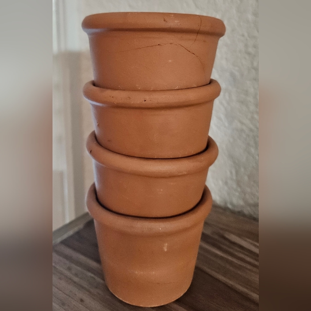 Set Of 4 Terra Cotta Pots - Picture 5 of 5